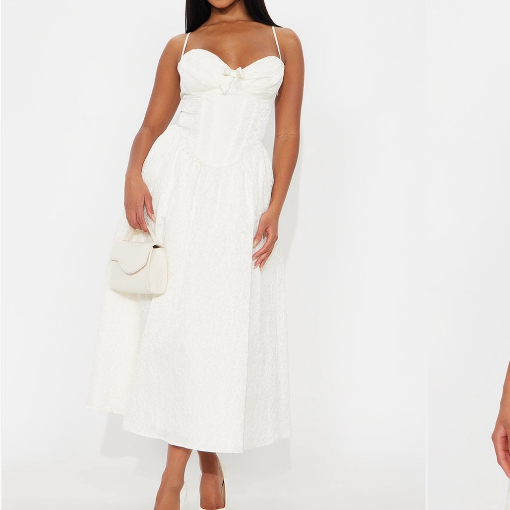 Fashion Nova Skye Corset-Top Pleated Midi dress cream